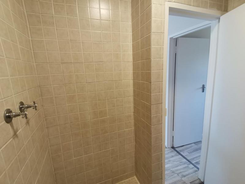 2 Bedroom Property for Sale in Pinelands Western Cape